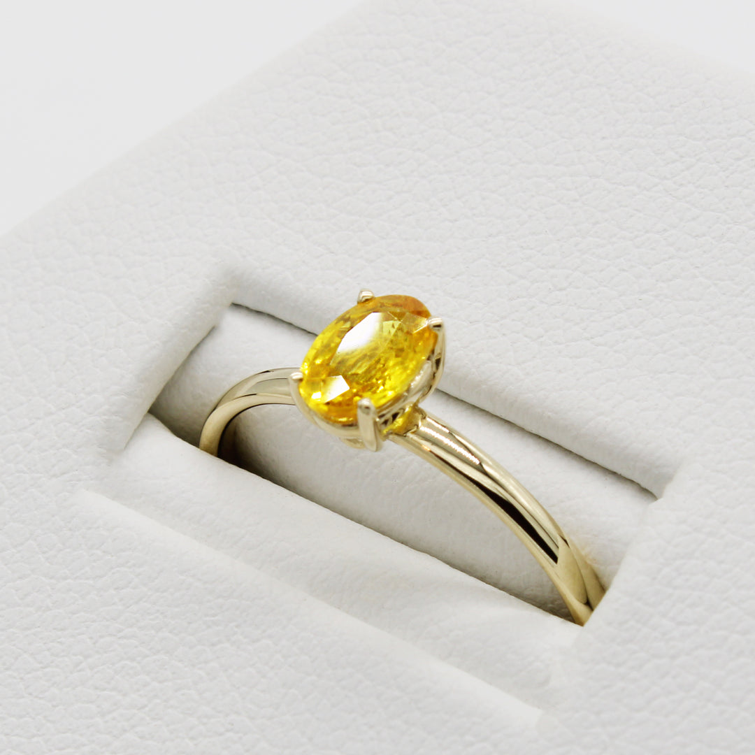 9ct Gold Yellow Sapphire Ring