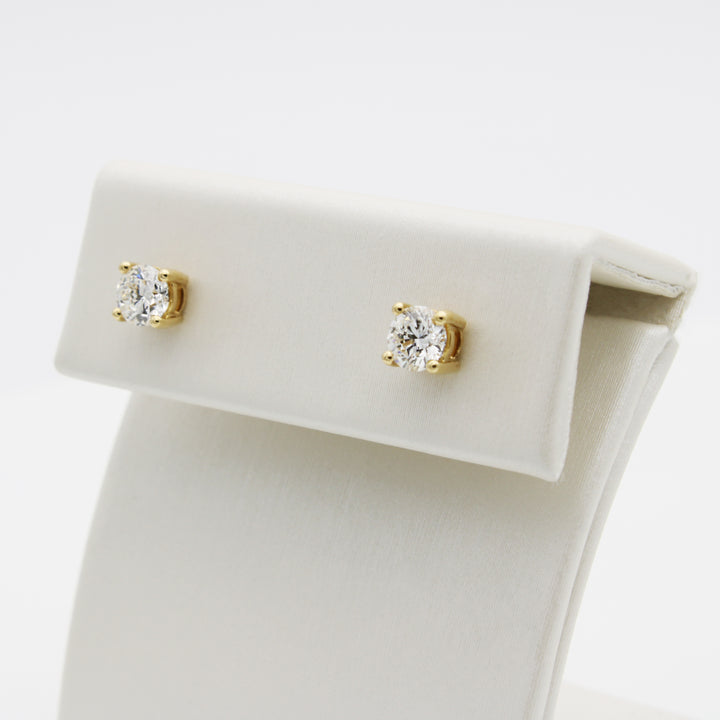 0.60ct Diamond Stud Earrings